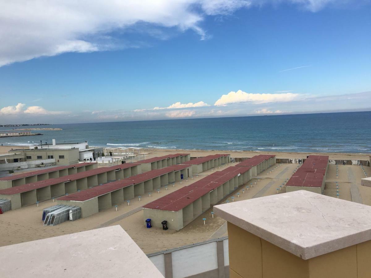 Stanza Con Vista Mare Bari Exterior photo